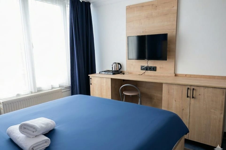 Keçiören apart daire, çalışma masalı oda
